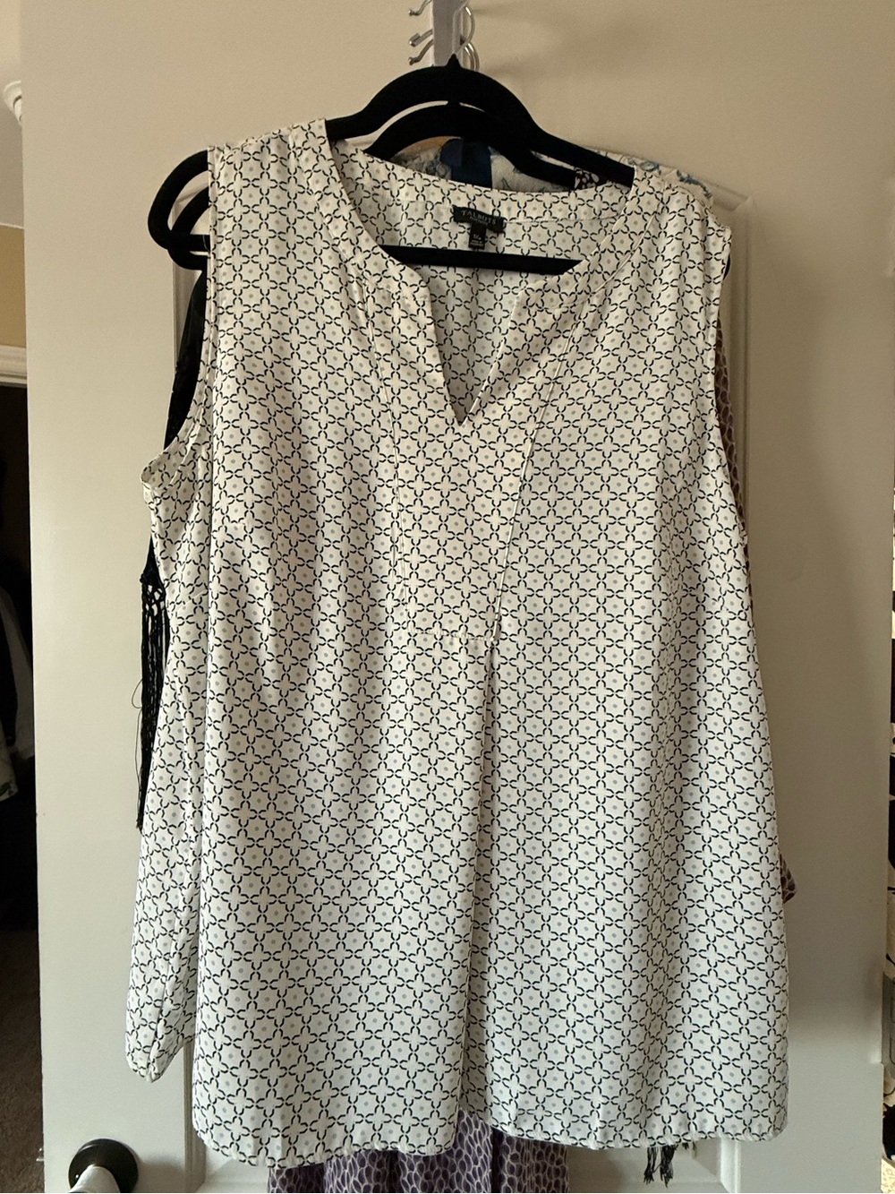 Talbots White Tunic with Black Lattice Print with blue dot